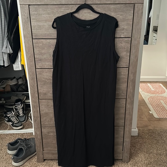 Universal Thread Dresses & Skirts - Black cotton midi dress